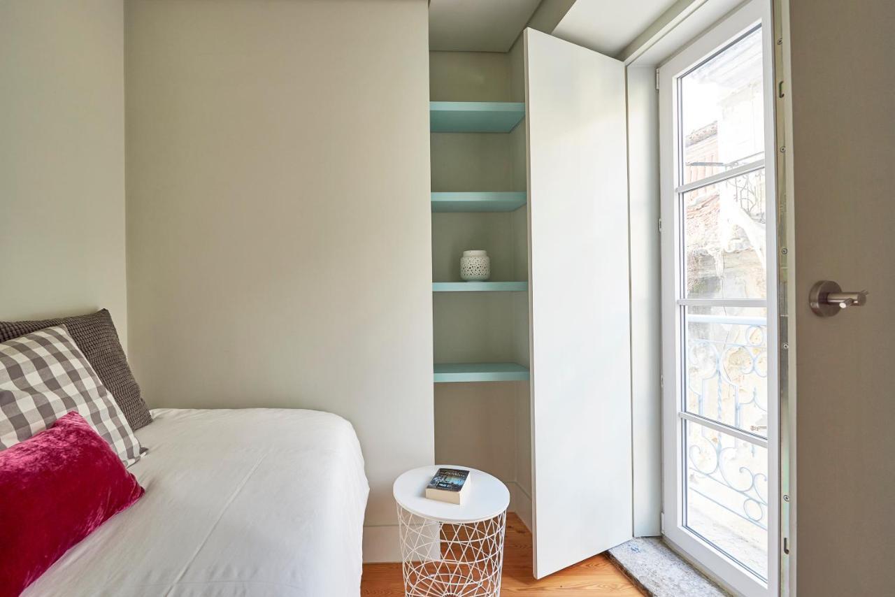 Modern Apartment Bica Dos Olhos Lisboa Rum bild